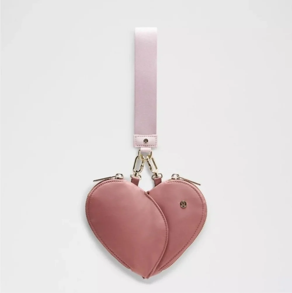 Lululemon Dual Pouch Wristlet Heart Spiced Chai NWT - Picture 1 of 12